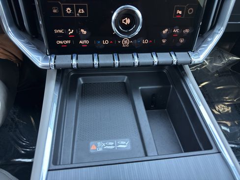 New 2026 GMC Acadia Elevation w/ Elevation Premium Package FWD image 30
