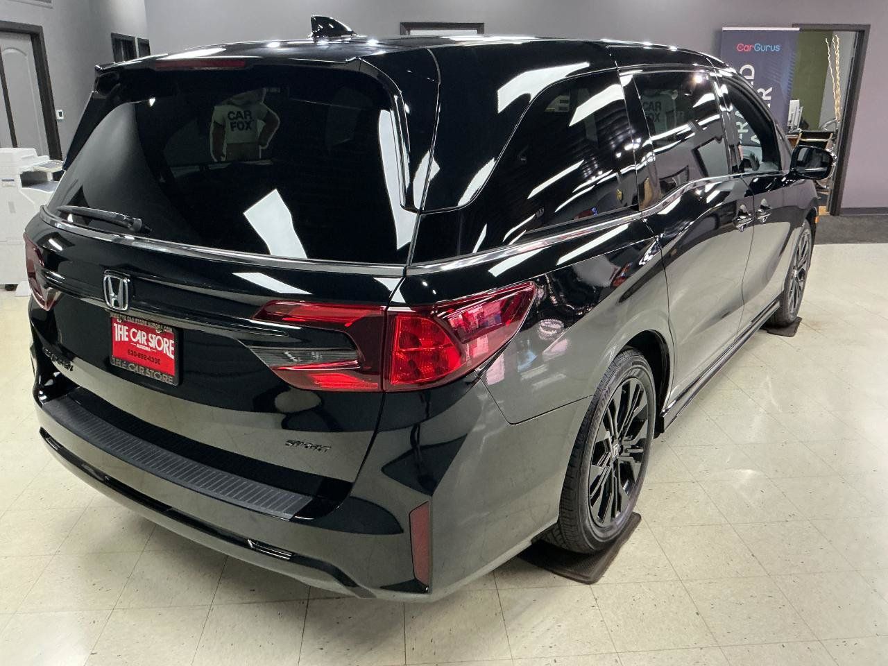 Used 2026 Honda Odyssey Sport-L image 3