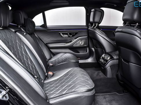 Used 2023 Mercedes-Benz S 580 S 580 image 21