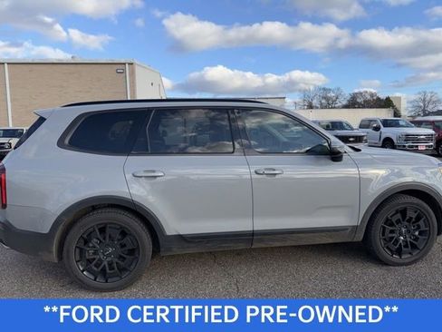 Used 2022 Kia Telluride EX w/ EX Premium Package image 12