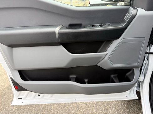 New 2026 Ford F550 4x4 Supercab Super Duty image 14