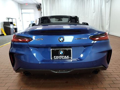 Certified 2024 BMW Z4 sDrive30i w/ Premium Package image 10