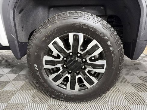 New 2026 GMC Sierra 2500 Denali Ultimate AWD/4WD image 19