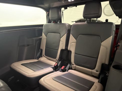 Used 2022 Ford Bronco Wildtrak image 11