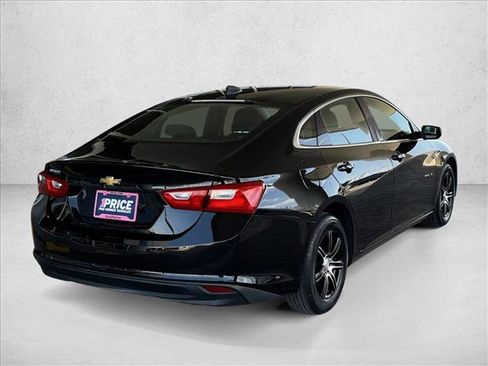 Used 2017 Chevrolet Malibu LS FWD image 6