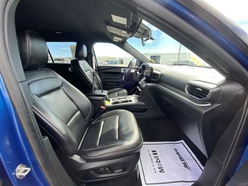 Used 2020 Ford Explorer XLT w/ Equipment Group 202A image 24