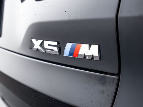 Used 2021 BMW X5 M w/ Executive Package AWD/4WD image 20