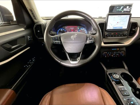 Used 2023 Ford Bronco Sport Heritage Limited image 6