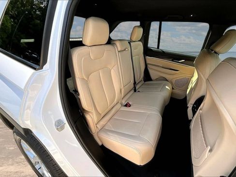 Used 2023 Jeep Grand Cherokee Limited RWD image 26