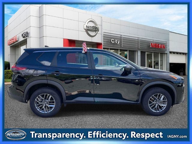 Certified 2025 Nissan Rogue S AWD/4WD image 5
