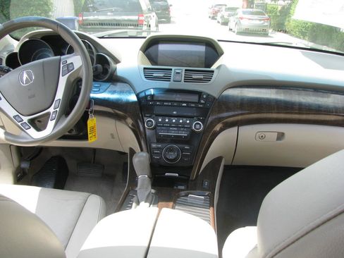 Used 2011 Acura MDX w/ Technology Package AWD/4WD image 19