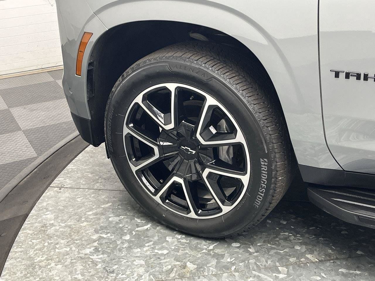 Certified 2025 Chevrolet Tahoe RST w/ Advanced Technology Package AWD/4WD image 37