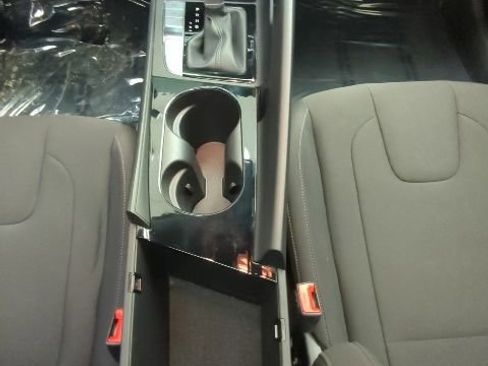 Used 2025 Hyundai Elantra SEL FWD image 22