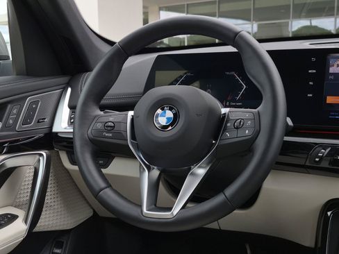 New 2026 BMW X1 xDrive28i w/ Convenience Package AWD/4WD image 17