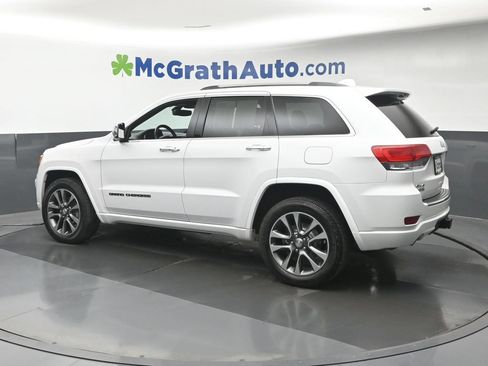 Used 2018 Jeep Grand Cherokee Overland AWD/4WD image 25