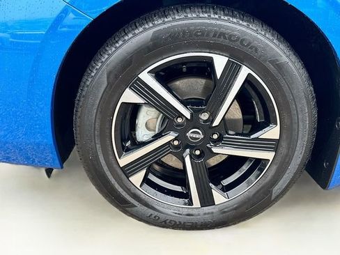 Used 2025 Nissan Sentra SV w/ All-Weather Package image 29