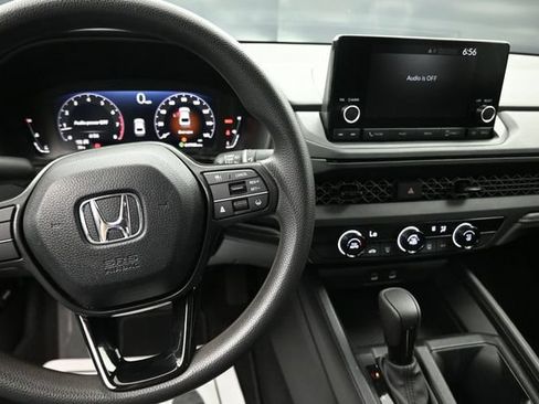 Certified 2025 Honda Accord LX image 10