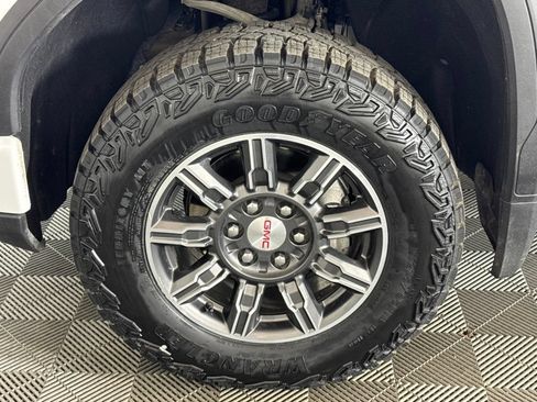 Certified 2025 GMC Sierra 1500 AT4 AWD/4WD image 46