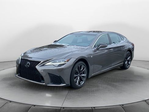 Used 2021 Lexus LS 500 F Sport w/ Accessory Package (Z1) image 3