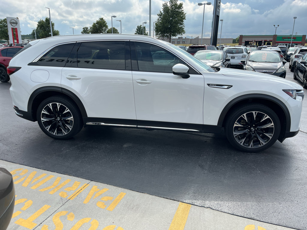 Used 2024 MAZDA CX-90 Plug-In Hybrid w/ Premium Plus AWD/4WD image 8