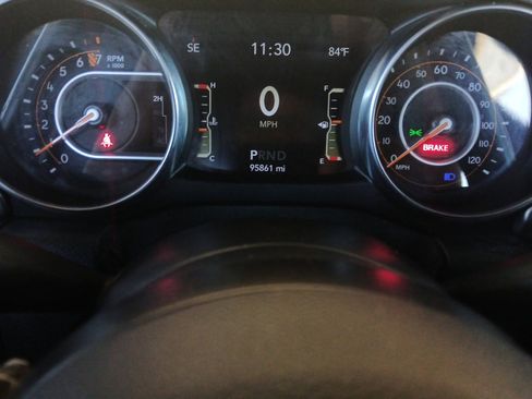 Used 2021 Jeep Gladiator Sport image 22