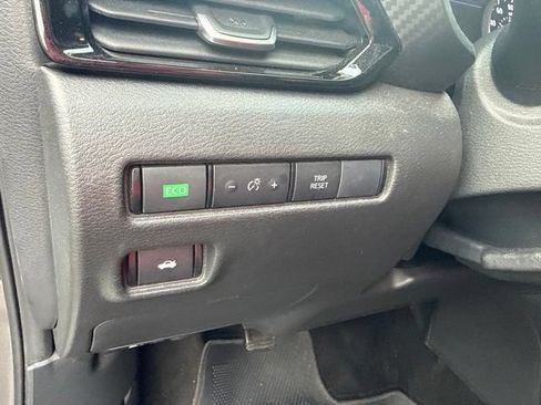 Used 2024 Nissan Sentra SV w/ All-Weather Package FWD image 14