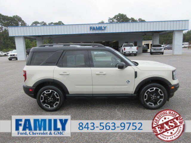 Used 2024 Ford Bronco Sport Outer Banks w/ Tech Package AWD/4WD image 1