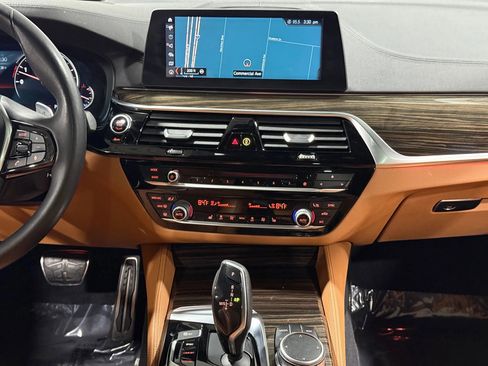 Used 2018 BMW 640i Gran Turismo xDrive 640i Gran Turismo xDrive Sedan image 44