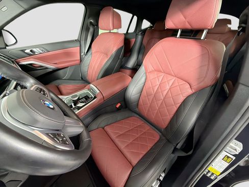 Certified 2024 BMW X6 xDrive40i w/ Premium Package image 22