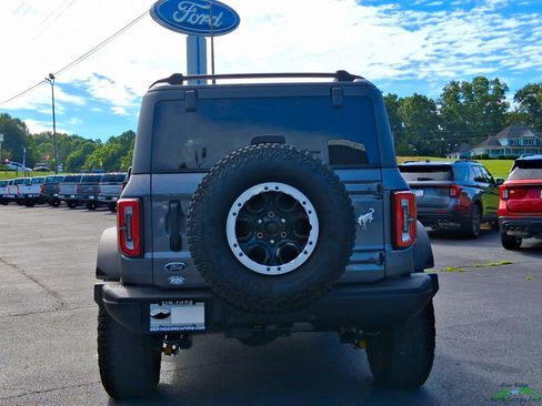 Used 2023 Ford Bronco Badlands w/ Sasquatch Package AWD/4WD image 4