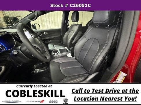 New 2026 Chrysler Pacifica Select image 20