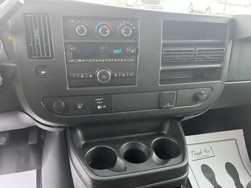 Used 2016 Chevrolet Express 2500 image 8