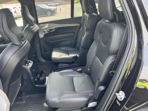 Used 2025 Volvo XC90 T8 Ultra w/ Protection Package Premier AWD/4WD image 6