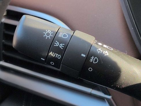 Used 2025 Subaru Outback Touring image 28