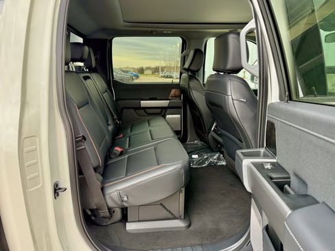 New 2026 Ford F350 Lariat w/ Lariat Ultimate Package image 17