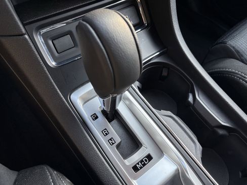 Used 2025 Subaru Ascent Premium image 19