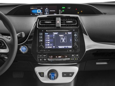 Used 2016 Toyota Prius Four Touring w/ Premium Convenience Package FWD image 10