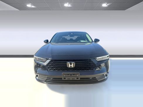 Used 2025 Honda Accord Touring image 5