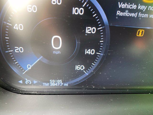 Used 2021 Volvo XC60 T5 Inscription w/ Climate Package AWD/4WD image 23