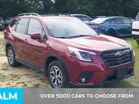 Used 2023 Subaru Forester Premium AWD/4WD image 3