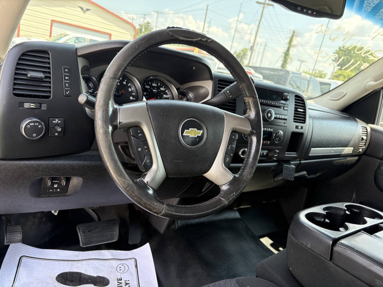 Used 2011 Chevrolet Silverado 2500 LT w/ Interior Plus Package AWD/4WD image 22