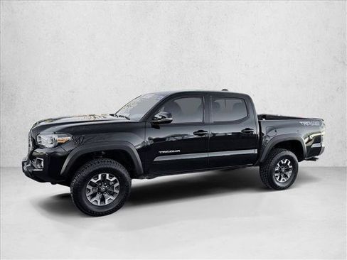 Certified 2023 Toyota Tacoma TRD Off-Road AWD/4WD image 4