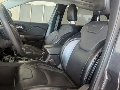 Used 2022 Jeep Cherokee Limited AWD/4WD image 11