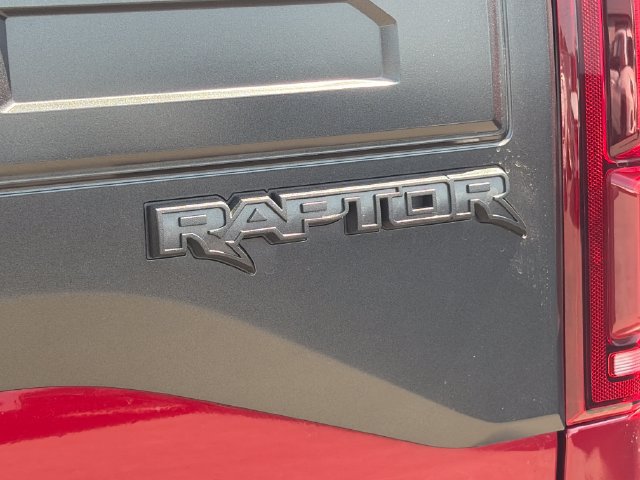 Used 2018 Ford F150 Raptor w/ Equipment Group 802A Luxury AWD/4WD image 22