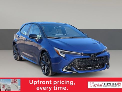 Certified 2025 Toyota Corolla XSE FWD image 2