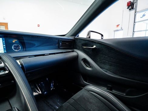 Used 2018 Lexus LC 500 Coupe image 47