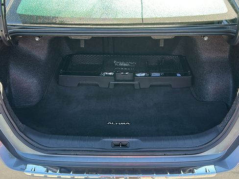 Certified 2023 Nissan Altima 2.5 SV w/ SV Premium Package image 6