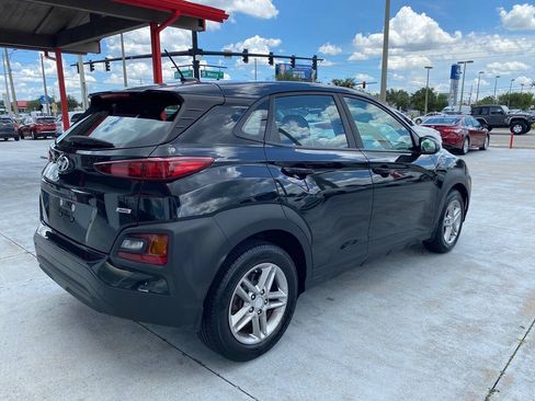Used 2019 Hyundai Kona SE AWD/4WD image 3