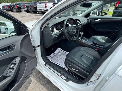 Used 2016 Audi A4 2.0T Premium w/ Convenience Plus Package AWD/4WD image 5