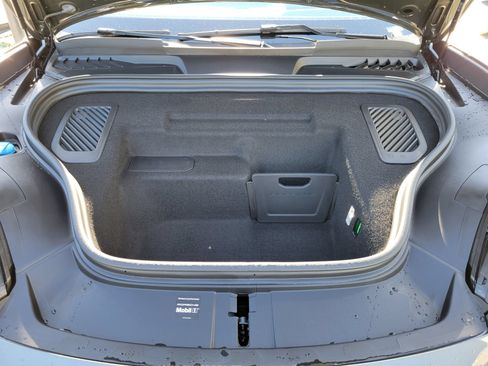 New 2025 Porsche Macan Electric RWD image 33